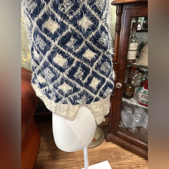 fù záde Soft Fuzzy Knit Argyle Diamond Crewneck Sweater - Size Small - Picture 8 of 10